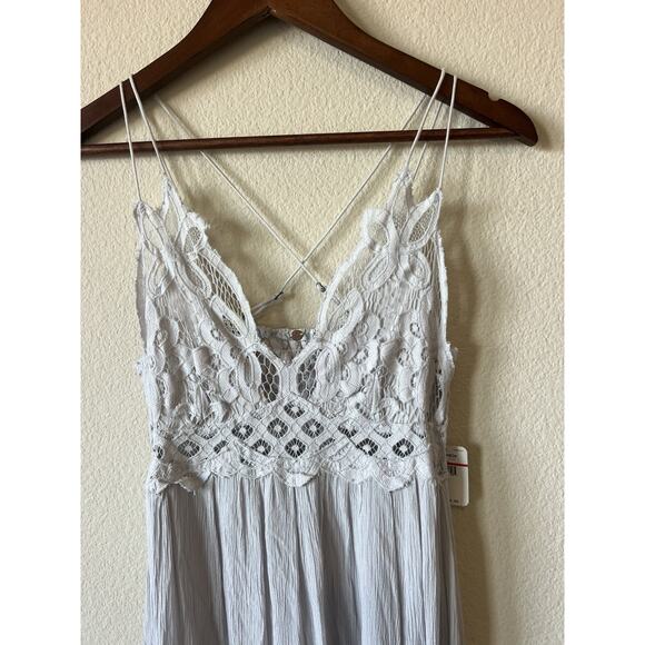 Free People Stardust Lace Midi Dress XS NWT Light Gray Lilac Boho Smocked - Picture 9 of 10